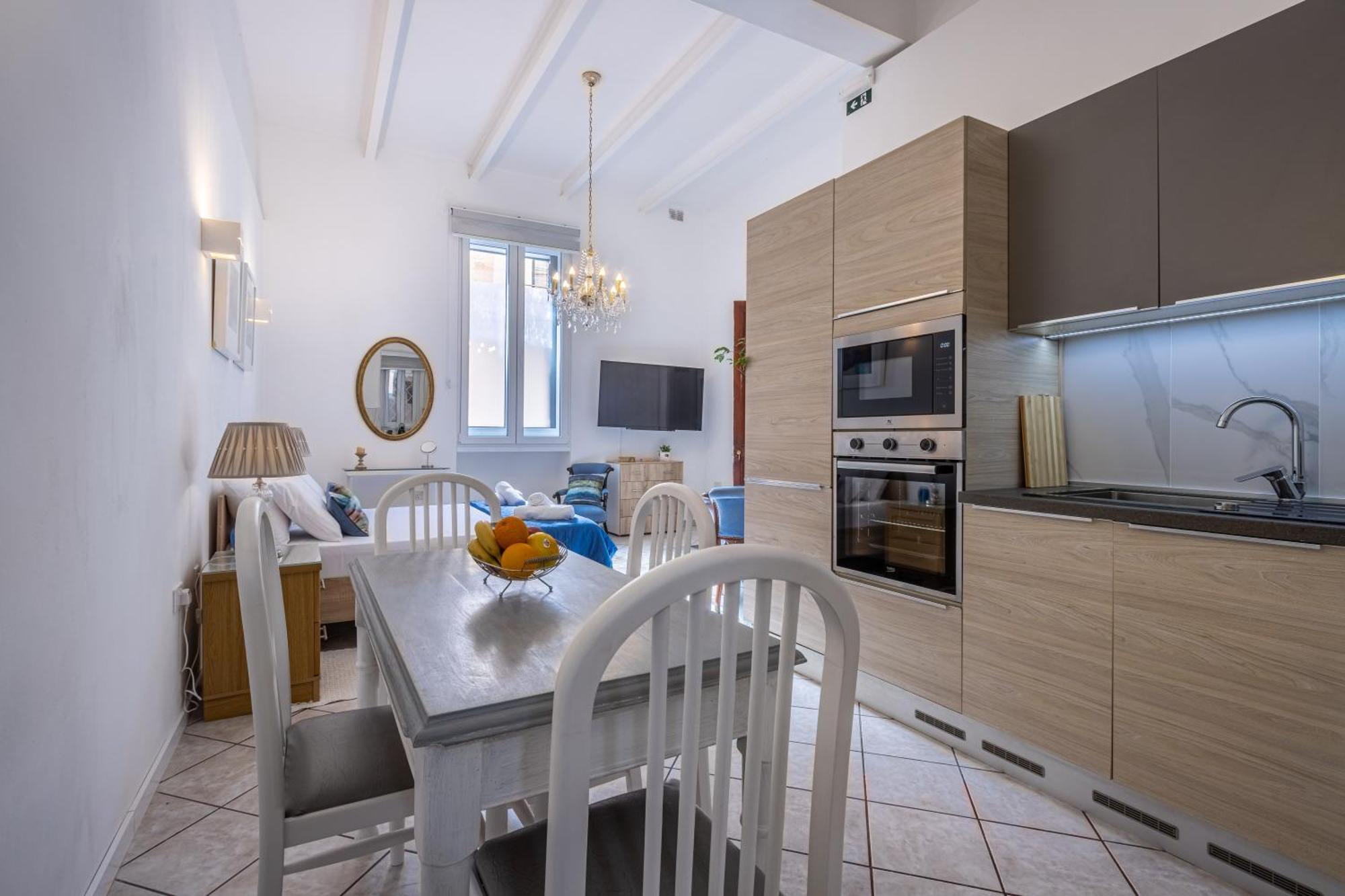Cozy Carisma Lodging - Central, New And Independent Studio Apartment Sliema Zewnętrze zdjęcie